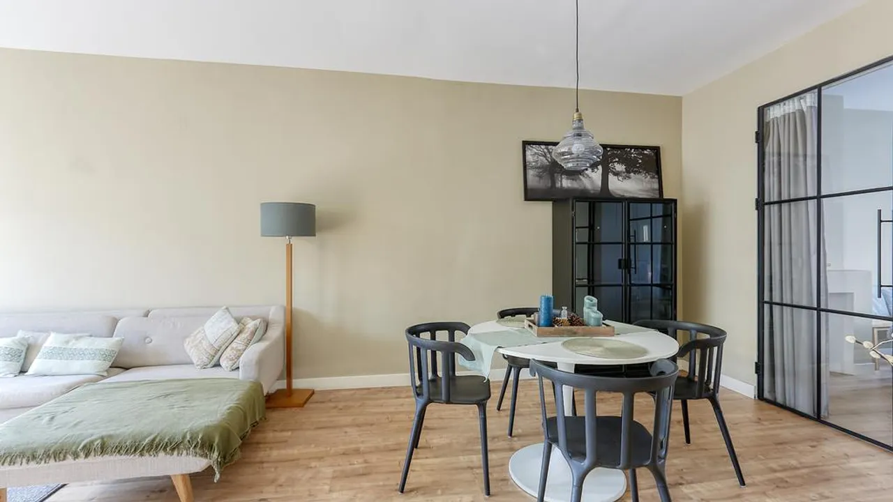 listing-22c6f3ad-6e40-40c1-8db8-f9eabdbbbe5b-222879023.jpg