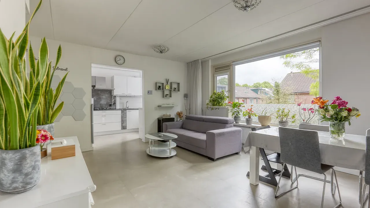 listing-62c2a33b-fc3d-4404-a360-f4a56660e81f-232619298.jpg