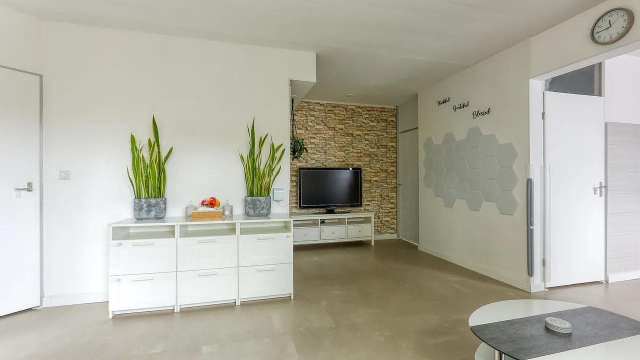 listing-b6bca47e-945e-4ec3-b5b0-f7e4bc7b063a-232619382.jpg