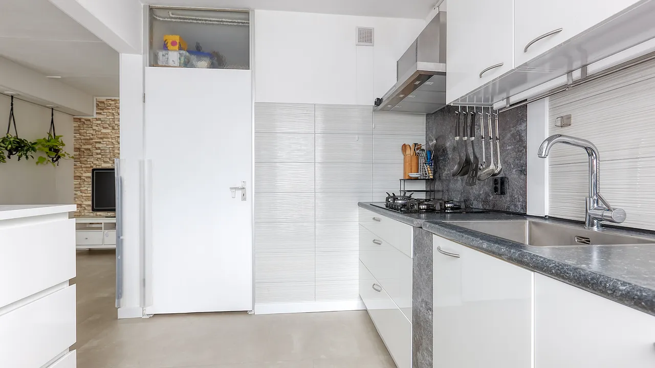 listing-0b5c99ae-5f4d-4bc9-a62f-5aa19de4c2c9-232619330.jpg
