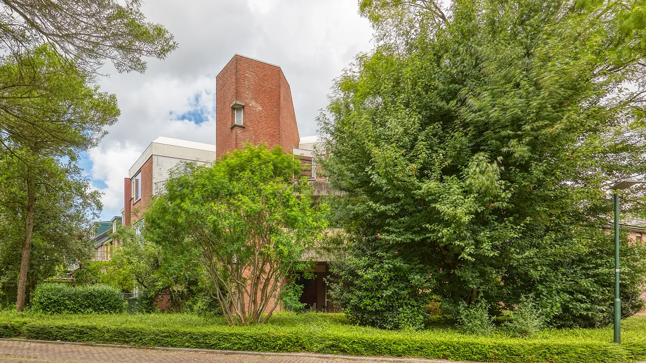 listing-f1a1424b-6fdb-4cb2-b0a5-9ffd8be279b6-232619472.jpg