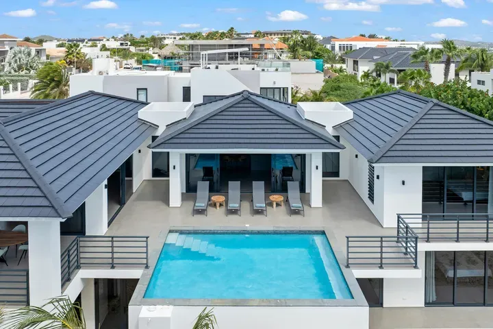 listing-5abdef89-631a-4a9a-85bc-7fb9c4654ec0-256828672.jpg