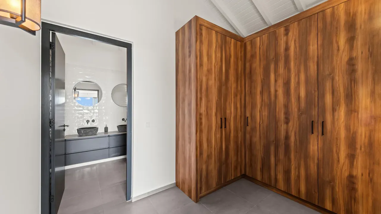 listing-bd8fe363-de3d-4a0f-8389-8a2aad22419b-256828690.jpg