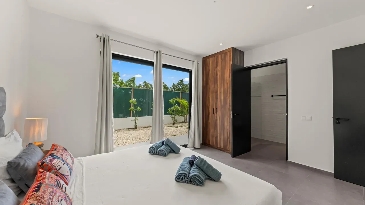 listing-98c3d45a-3084-4276-a523-a7e58b0f6dd3-256828700.jpg