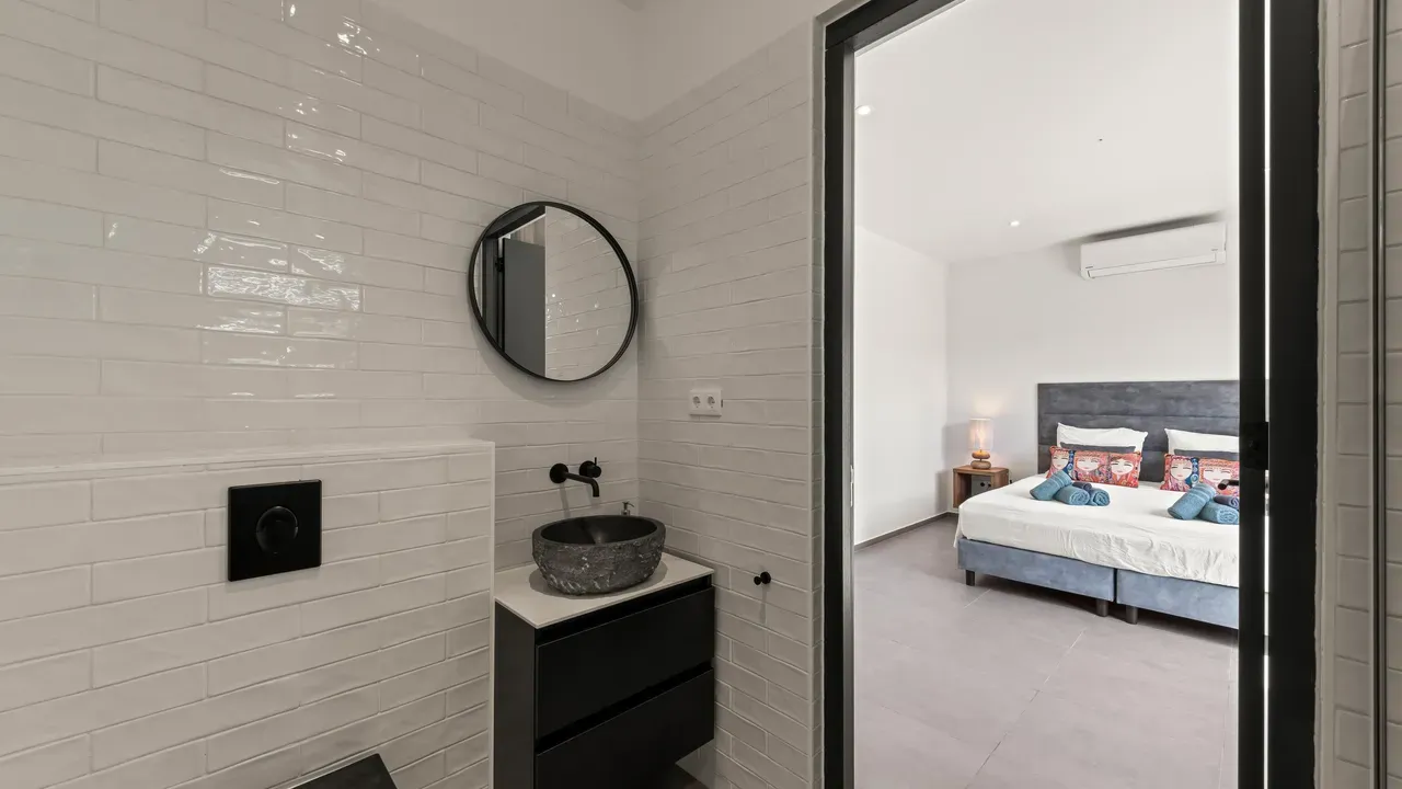 listing-5c2cf37f-76db-4fc9-9e47-c5f684ef37f6-256828704.jpg