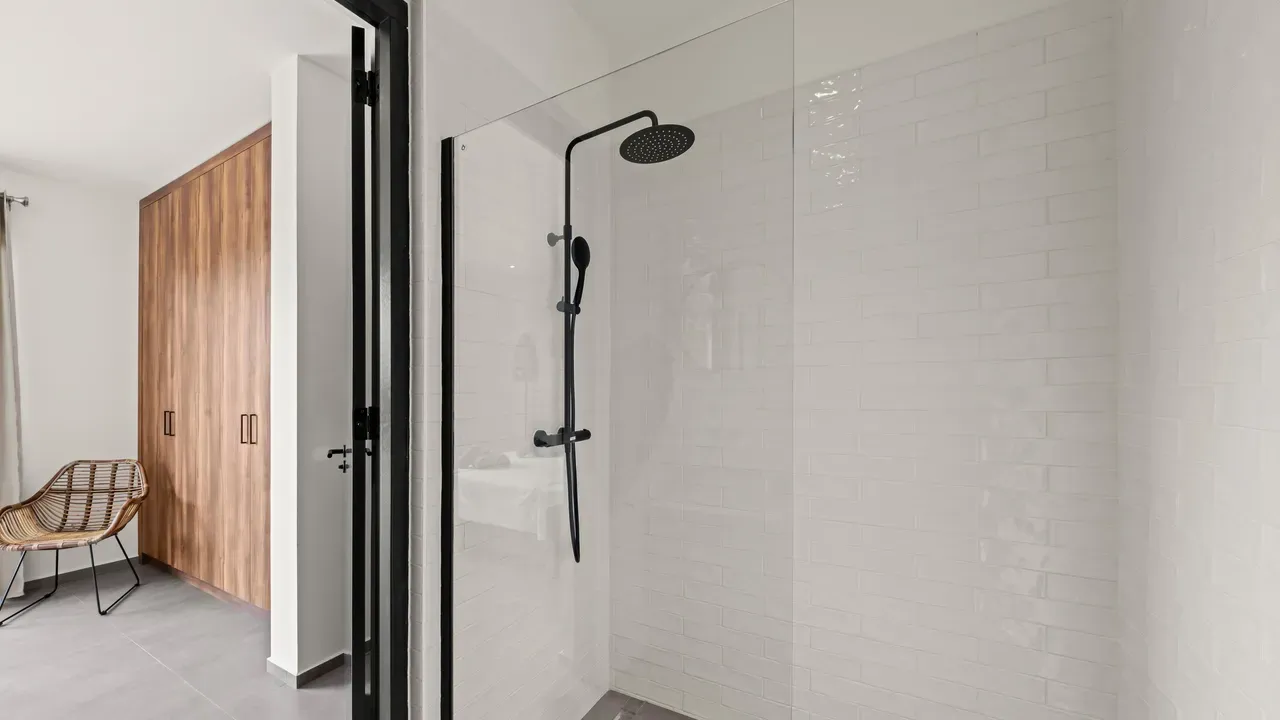 listing-a44c1664-3e45-4390-aa62-2b8b57971b65-256829180.jpg