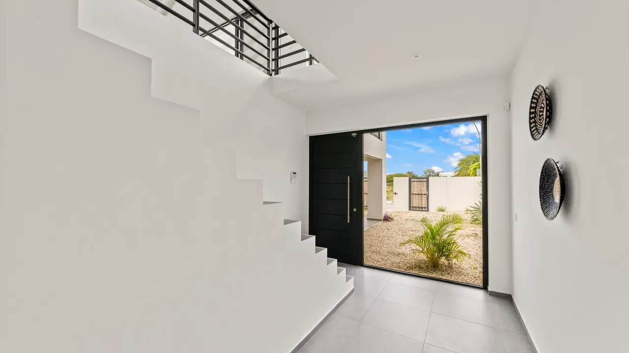 listing-f84422f6-e1e7-4bbb-ae0b-ead2102358c0-256830052.jpg