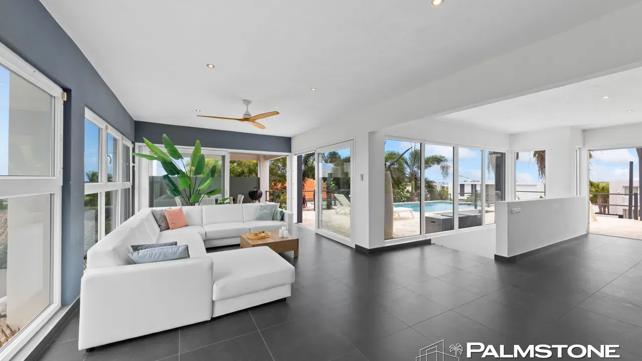 listing-4c7bc325-0e5f-4179-b0be-16b9a7208eb5-247793766.jpg