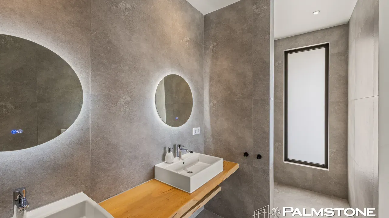 listing-ec74066d-3a54-47bf-8ff6-9481c775acb4-233079402.jpg