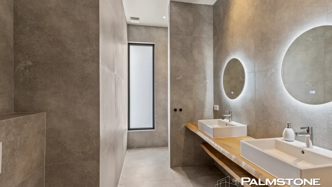 listing-2cfa6281-b91f-42fe-b1ef-05d402e0cd23-233080140.jpg