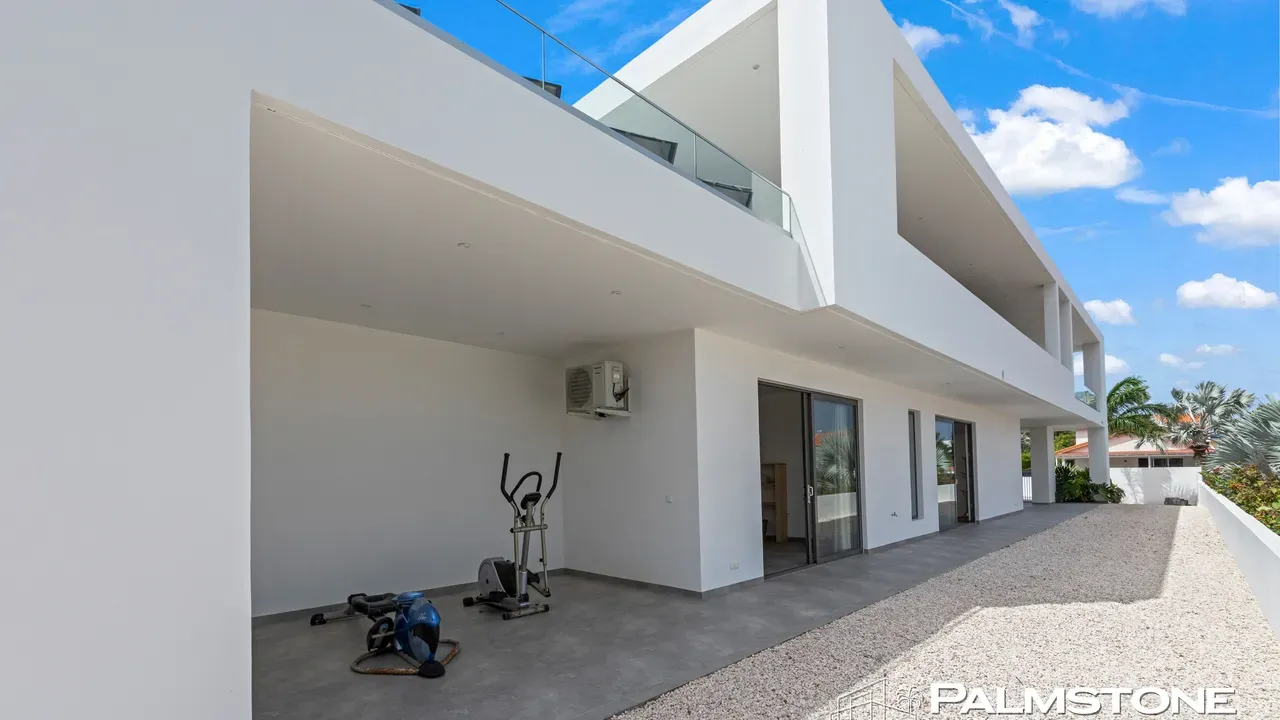 listing-4412c96d-5aa8-4f4a-bb32-7915b4e148f3-233080162.jpg