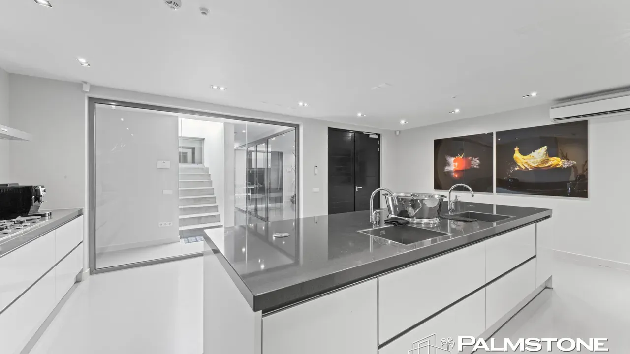listing-37f87eaa-a7dc-4277-9e64-6e845537d38e-238931644.jpg