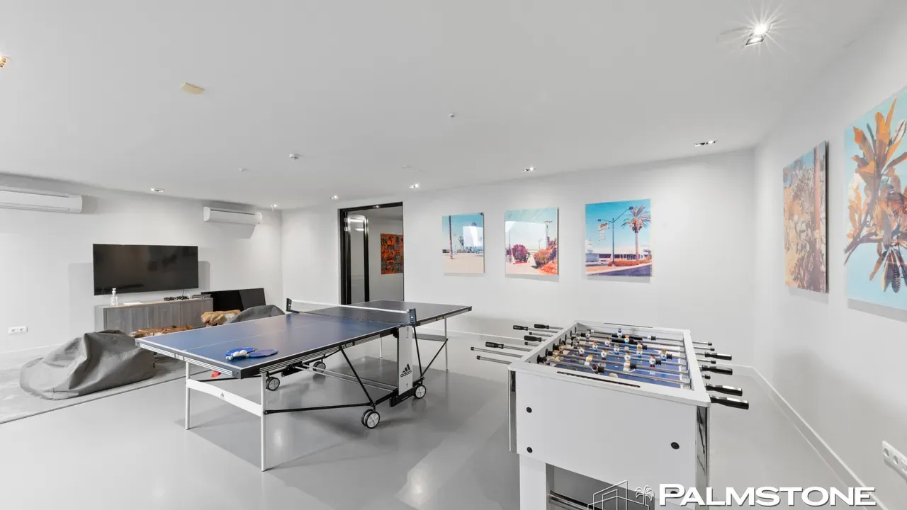 listing-dd6e742f-e0c8-49b3-8cee-c52312964b0d-238931646.jpg