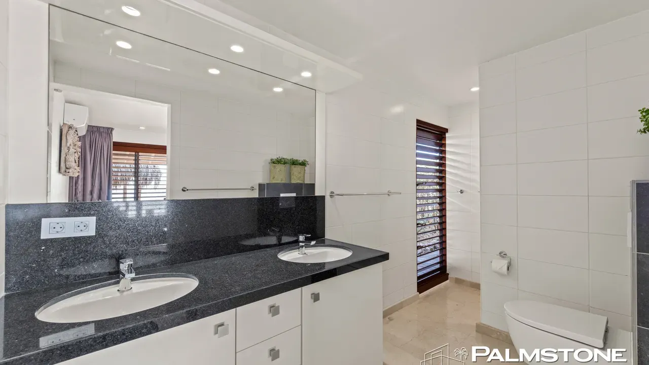 listing-c3604544-e523-4a6c-89ae-85ef0fac3708-258423722.jpg