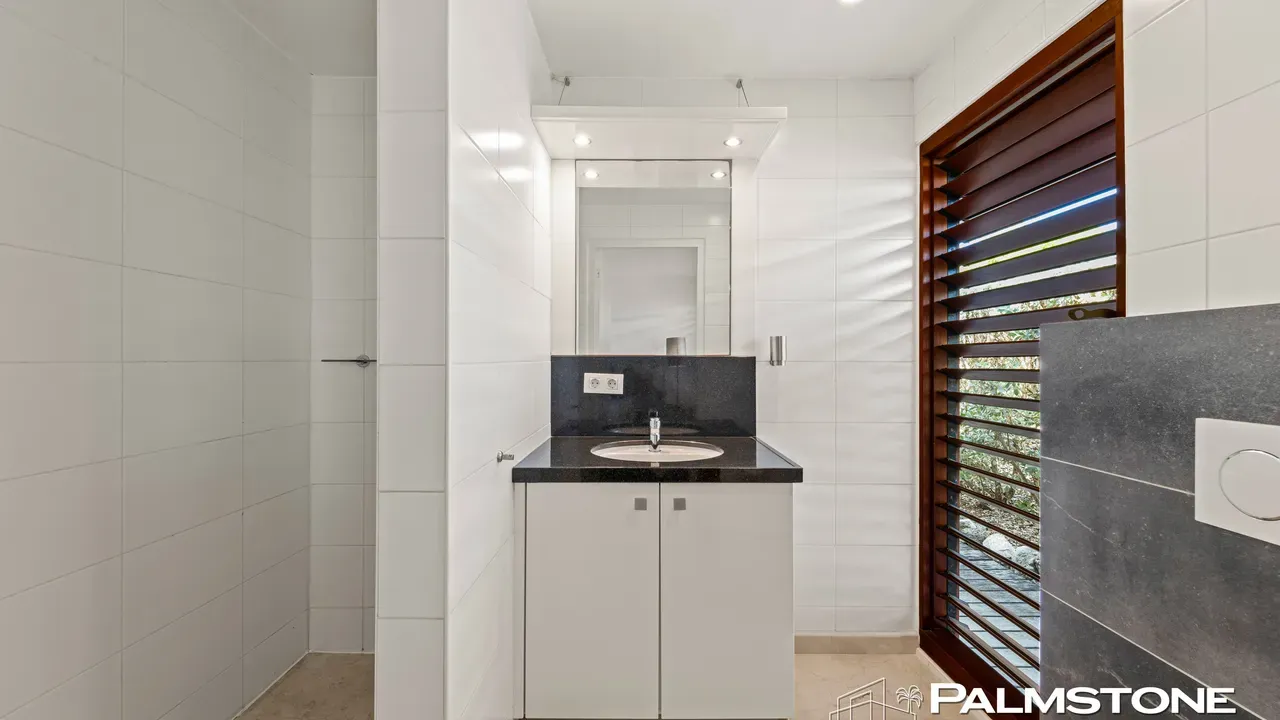 listing-5a25c23f-bc27-4af8-b040-4706cf30d2e4-258423728.jpg