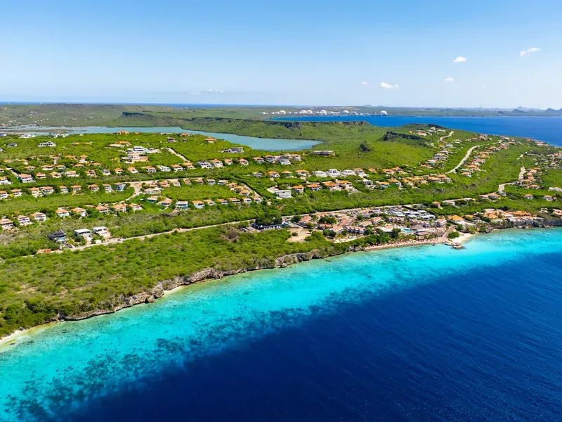 Coral Estate4.