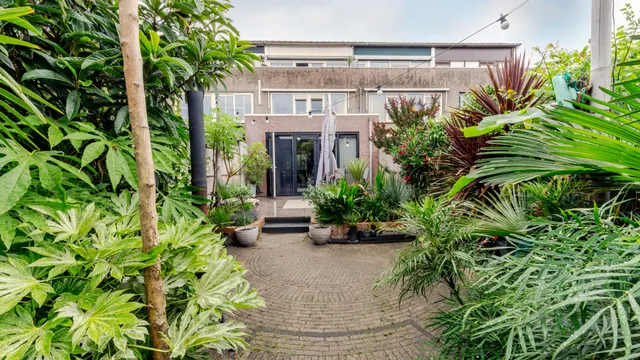 Foto 1 van Johanna van Breugelplein 18