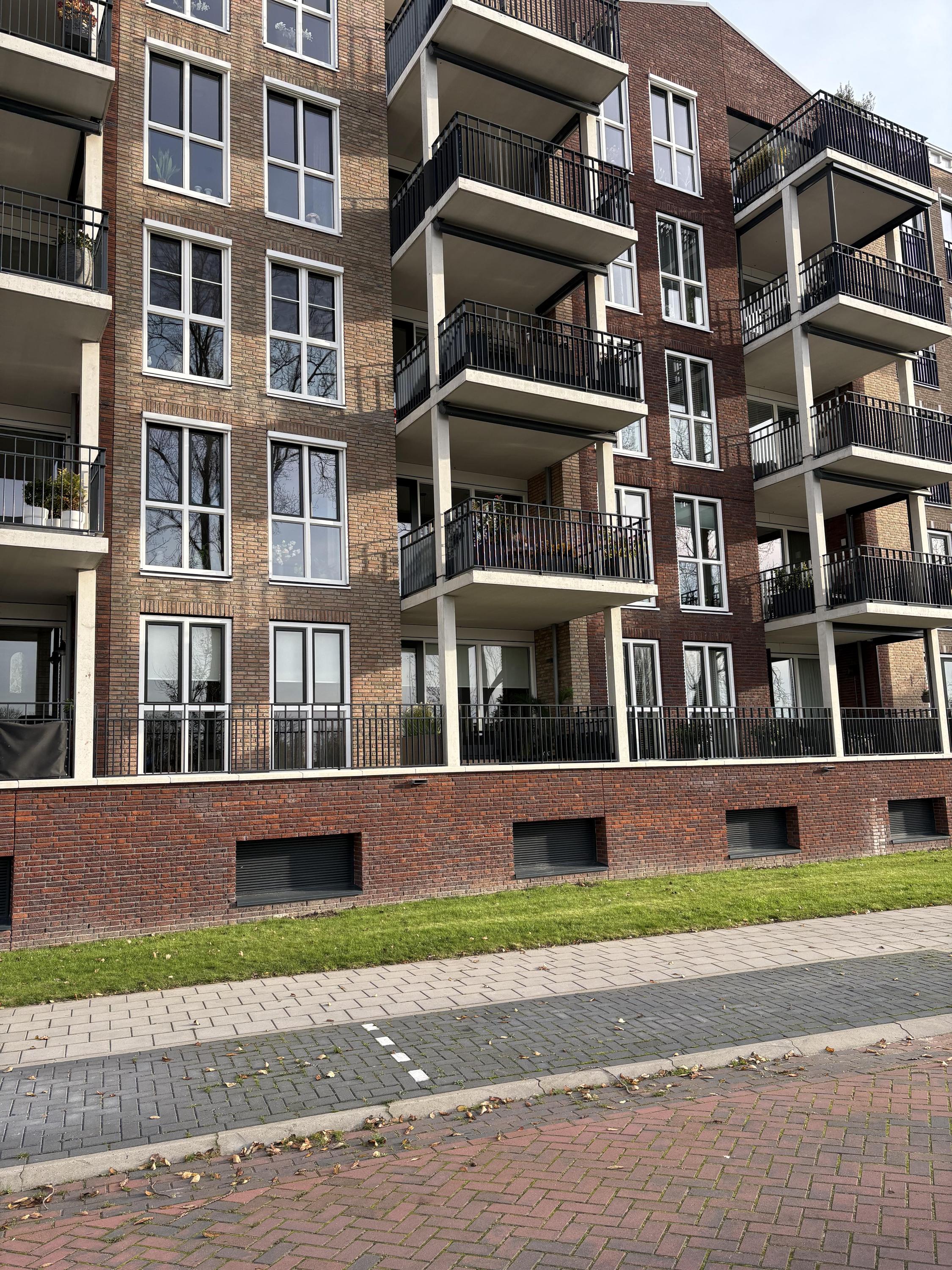 Foto 1 van Spoorbaan 105
