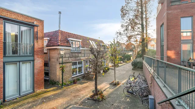 Foto 49 van Clarissenhof 12