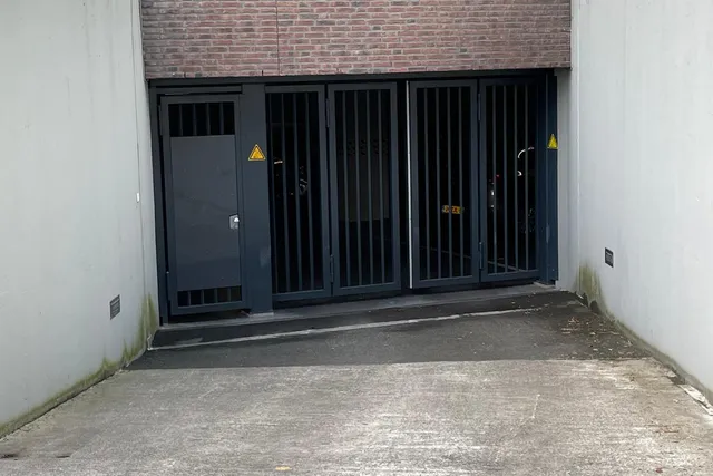 Foto 4 van Raesbergenstraat 3