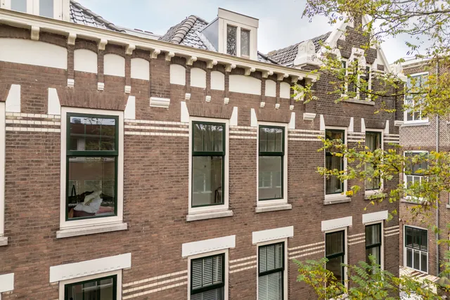 Foto 1 van IJsclubstraat 15A 02