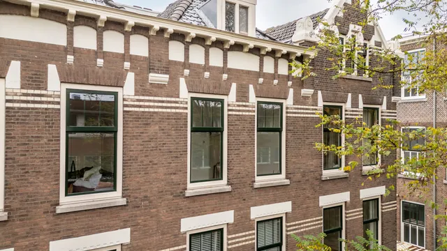 Foto 1 van IJsclubstraat 15A 02