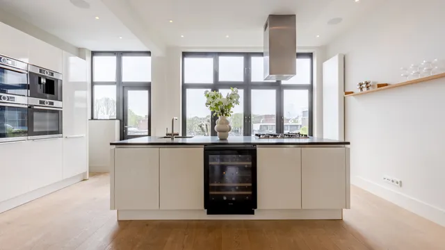 Foto 11 van Oostzeedijk 118A