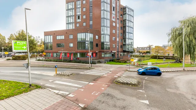 Foto 4 van Stationsplein 40