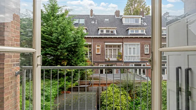 Foto 10 van Duizendschoonstraat 26A