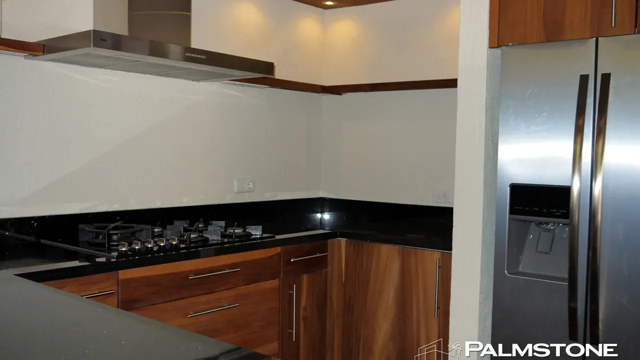 listing-367dc325-4b7d-4f08-bc06-c29fa9b85d6e-210444653.jpg