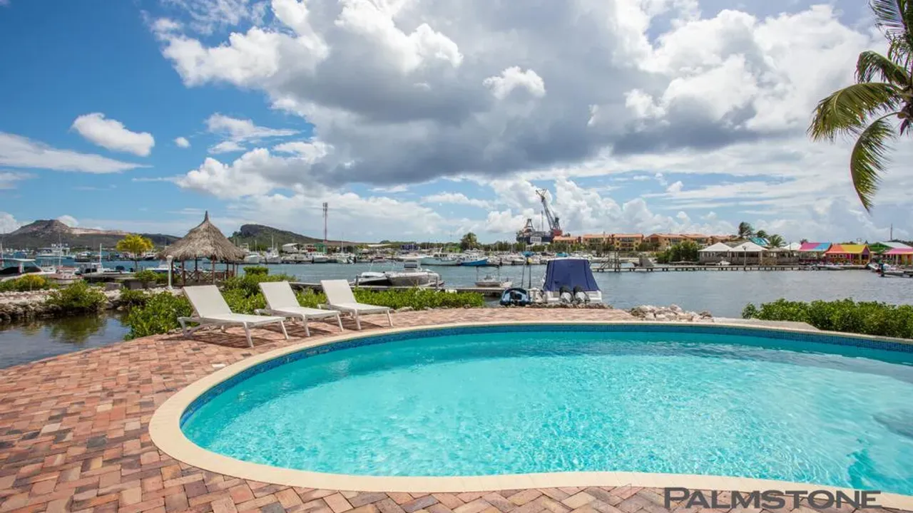 listing-64b36f49-0b4f-4a86-bf5b-65e50d5b38d2-210707755.jpg