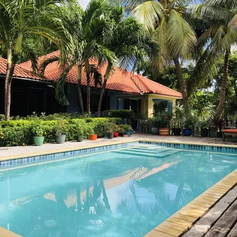listing-afecef13-f408-4df8-b15d-878e19807eed-210708311.jpg