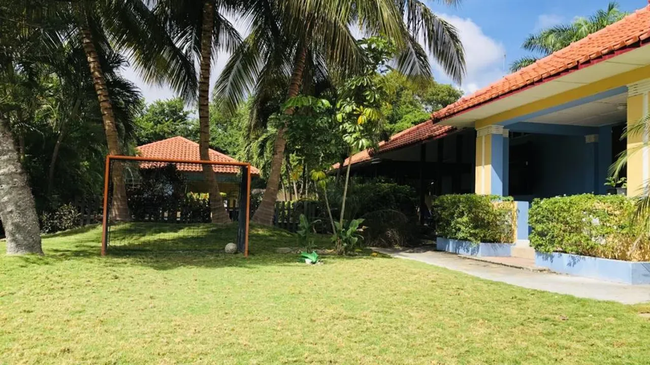 listing-f71e508f-e5e4-4c98-a60a-44d89773b485-210708323.jpg