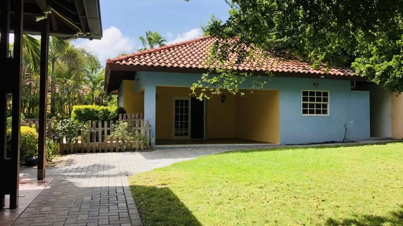 listing-ec9b2060-2030-4beb-97c7-62f1e09e575a-210708317.jpg
