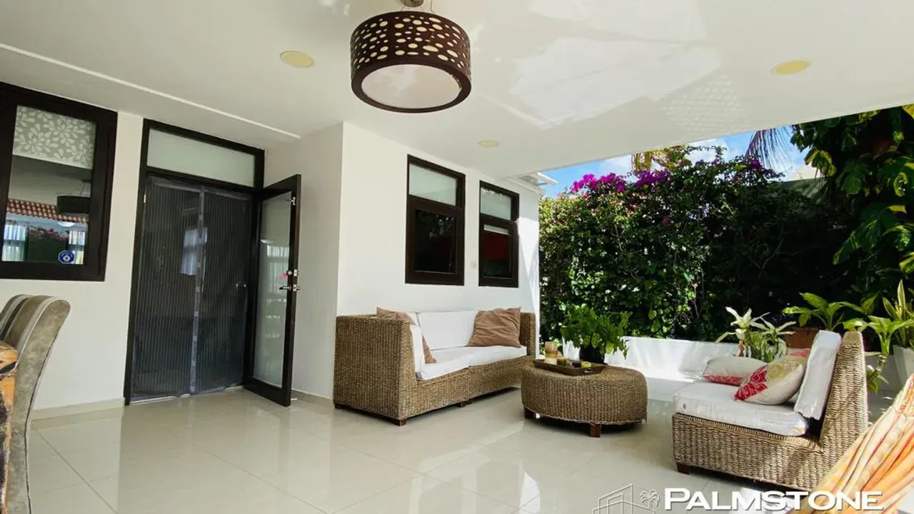 listing-63a14f5a-c18e-4db5-9601-ae87ab9d9244-210707835.jpg
