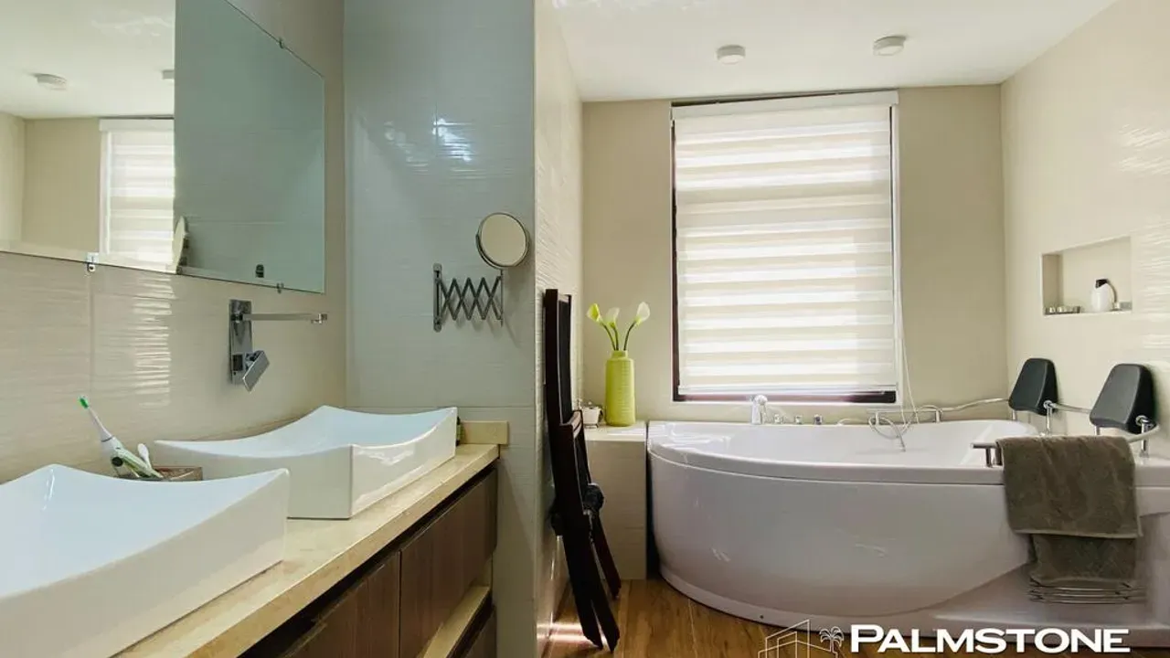 listing-f61040dd-907c-45fe-9e53-d4812bc0a256-210707827.jpg