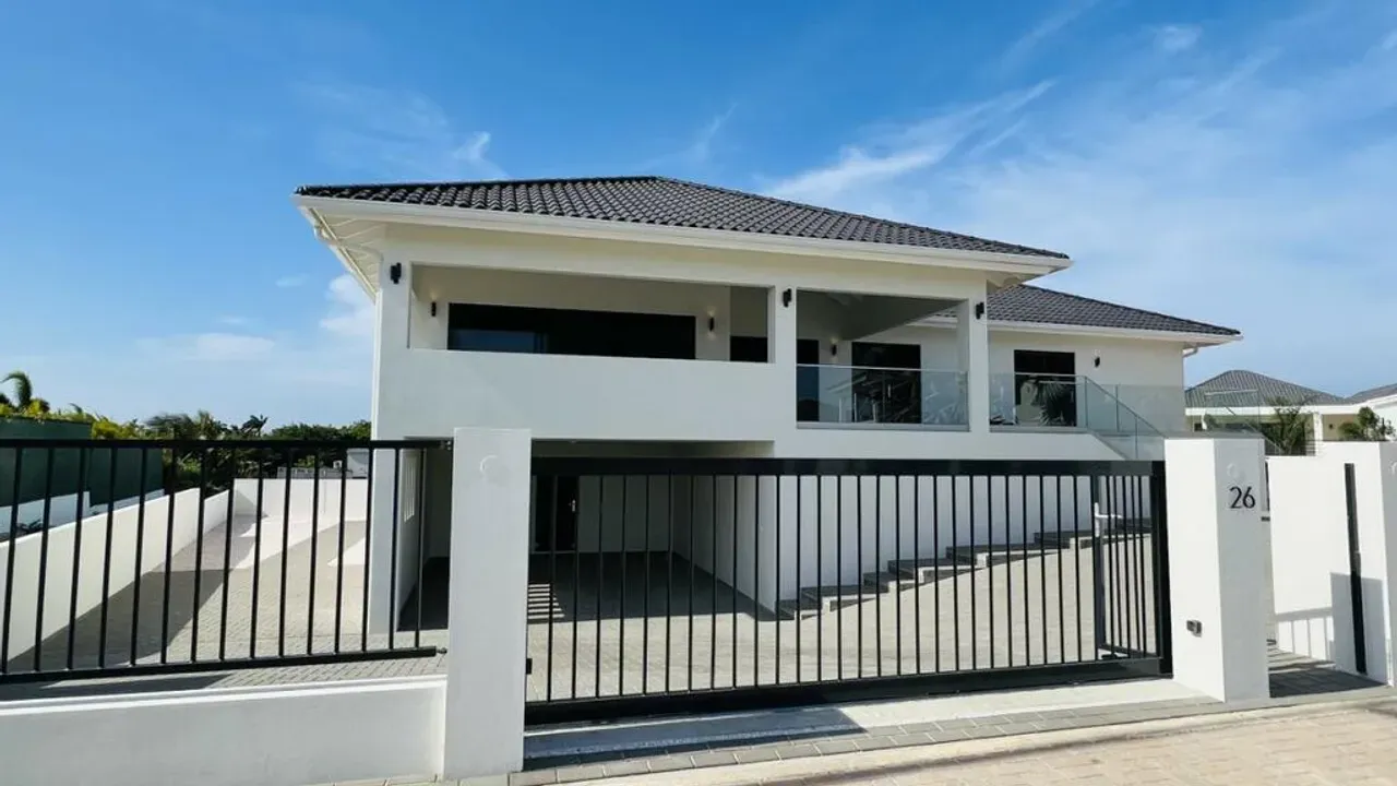 listing-ca56e755-e57e-476e-99f0-20d2dc55c0ee-210711557.jpg
