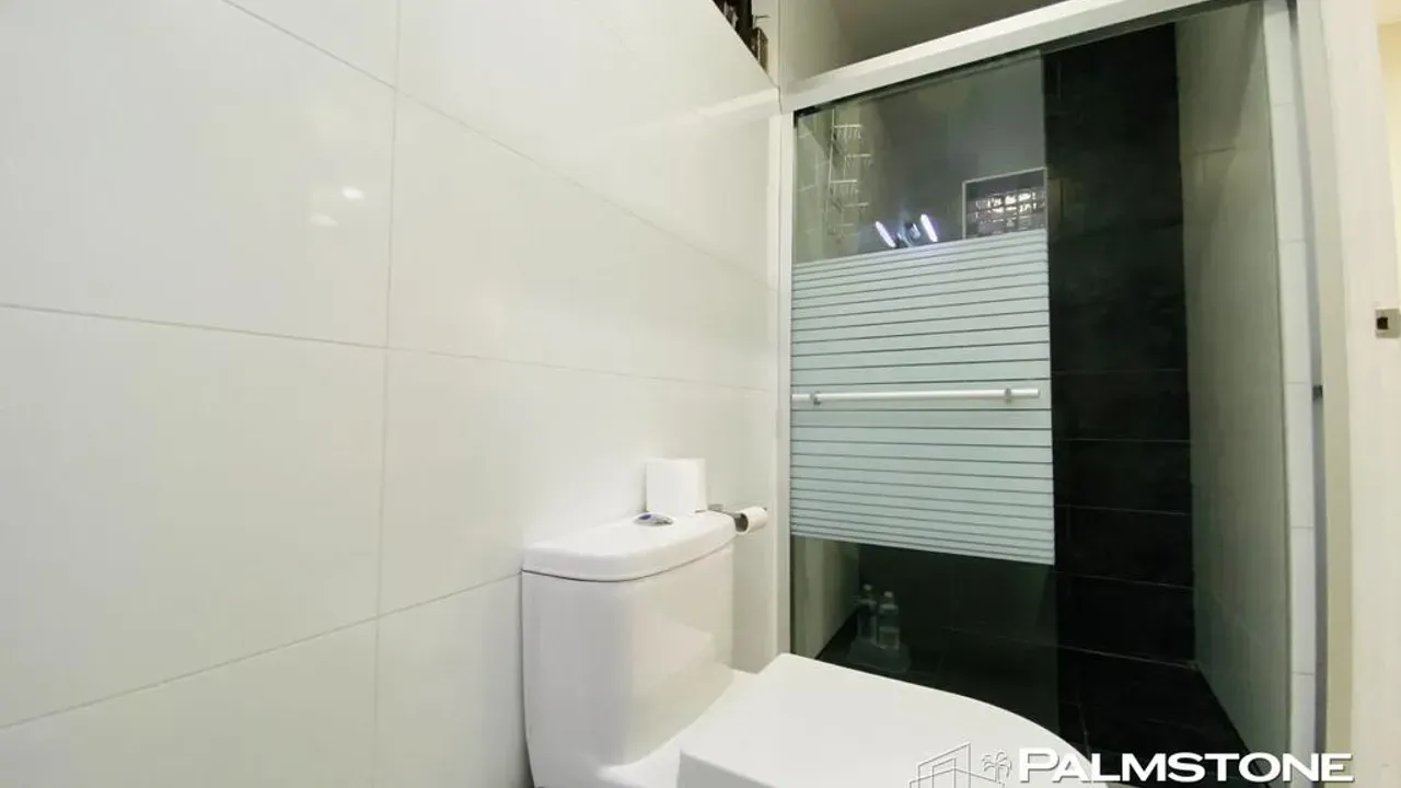 listing-73b06f09-eb24-4276-9d95-45ad9b0b66fb-210707821.jpg