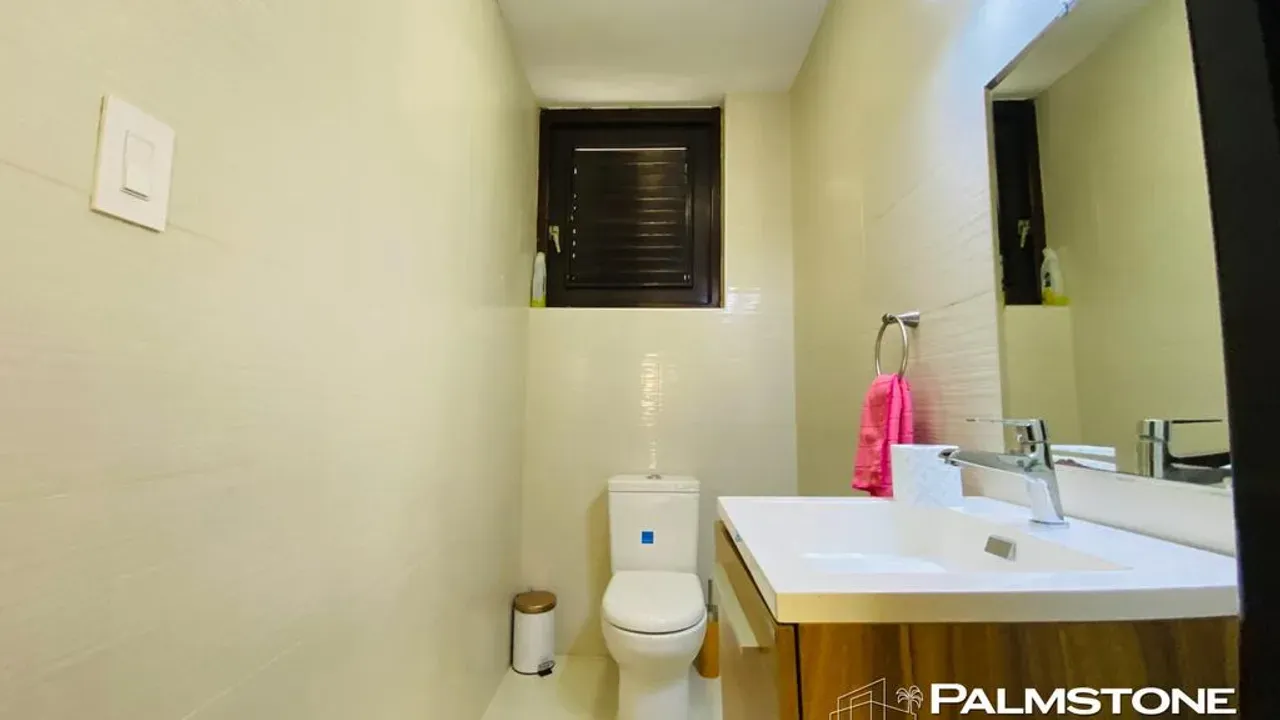 listing-292629be-d6c0-42ab-9bc0-fc42a867a313-210707847.jpg