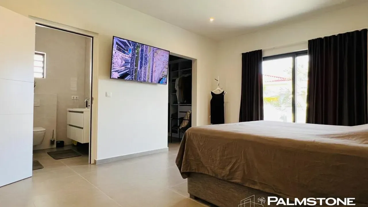 listing-8ac2d490-1722-411d-80ce-af6654fd112a-210711579.jpg