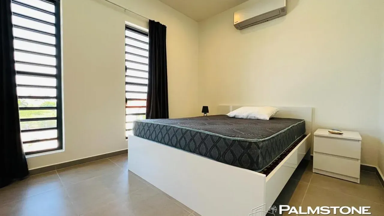 listing-c8f0db68-00a8-4cd8-8c6c-320236006c37-210711587.jpg
