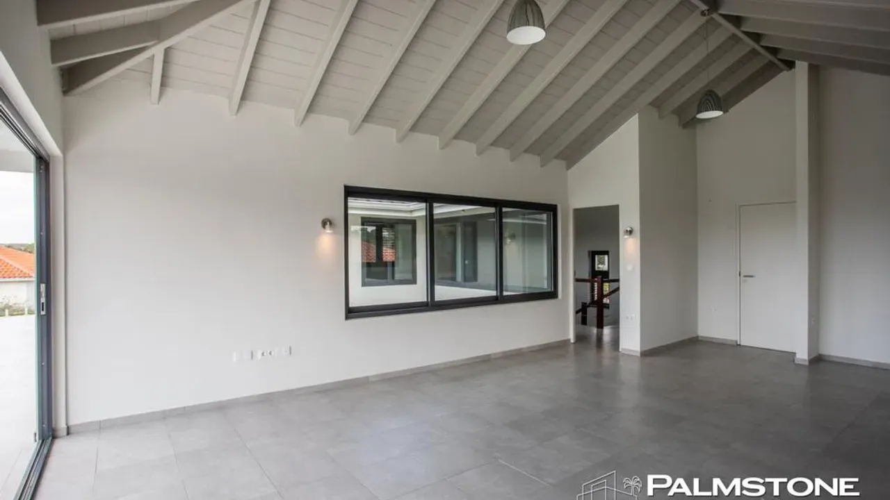 listing-1e24ecb6-23f4-4db4-8439-cd3abd2db971-210449997.jpg