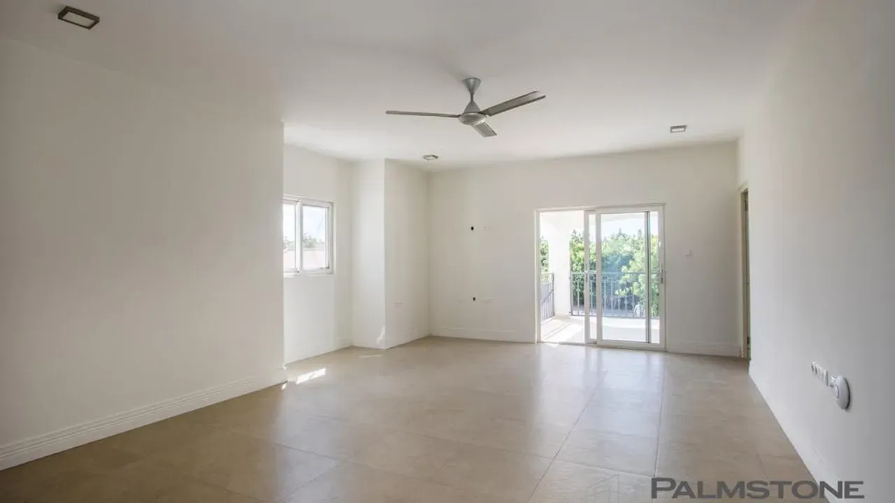 listing-8e60829c-3ee4-4485-a03c-e9c4240012ca-212221677.jpg