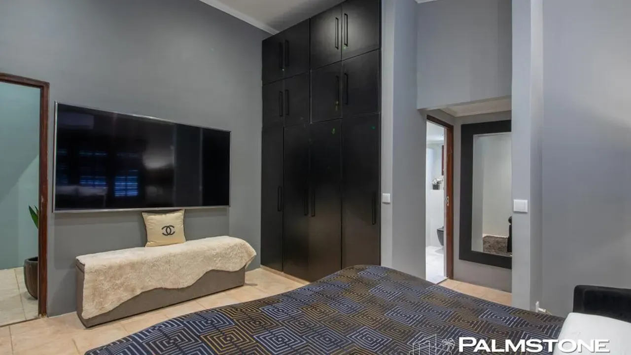 listing-79fff487-ab54-4453-a87e-c9baad2ba685-212221325.jpg