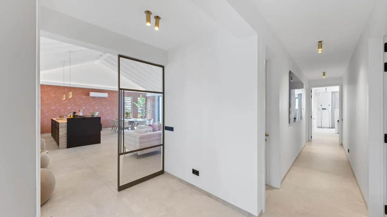 listing-eda40674-ef19-4dcb-8962-e7c6e47dfc6f-245856038.jpg