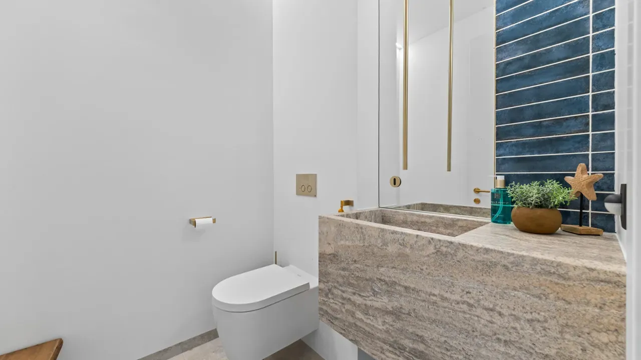 listing-812eddea-255d-4db5-bc0d-efe8e8523eeb-245856050.jpg