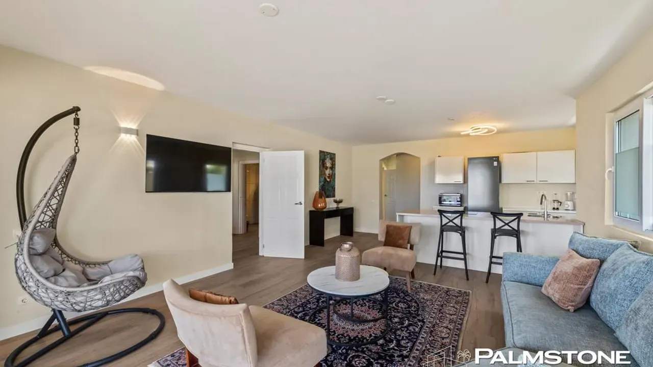 listing-c17d79d6-9e63-45f0-855c-5da6b524e90d-219208791.jpg