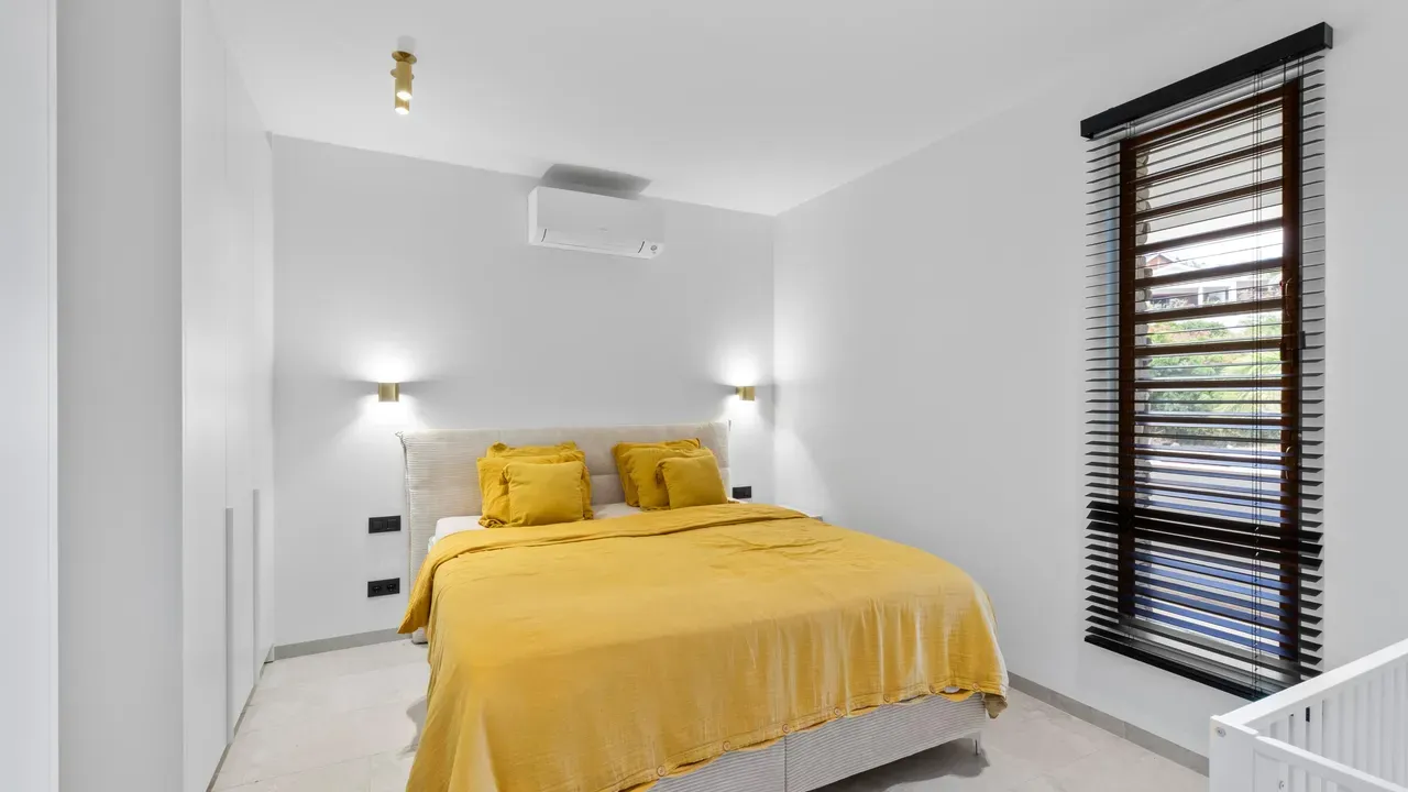 listing-6063222e-0da0-4534-a349-52bceef9ccea-245855874.jpg