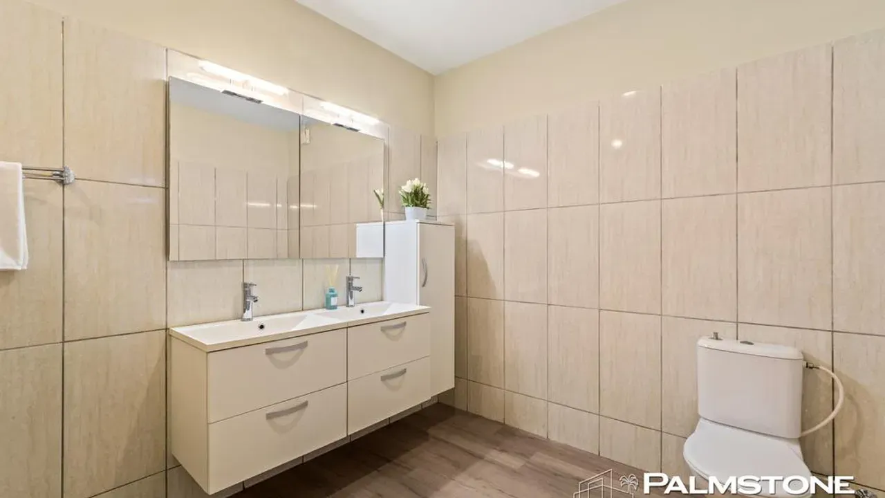 listing-4861310d-f0a3-4a97-800b-e09987c82296-219209003.jpg