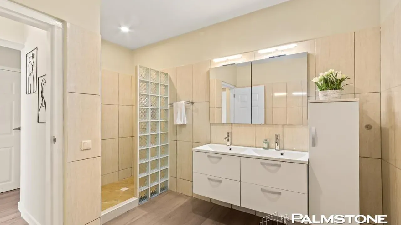 listing-10fe71e2-0b72-46d6-be8d-1e2e953a541e-219209015.jpg
